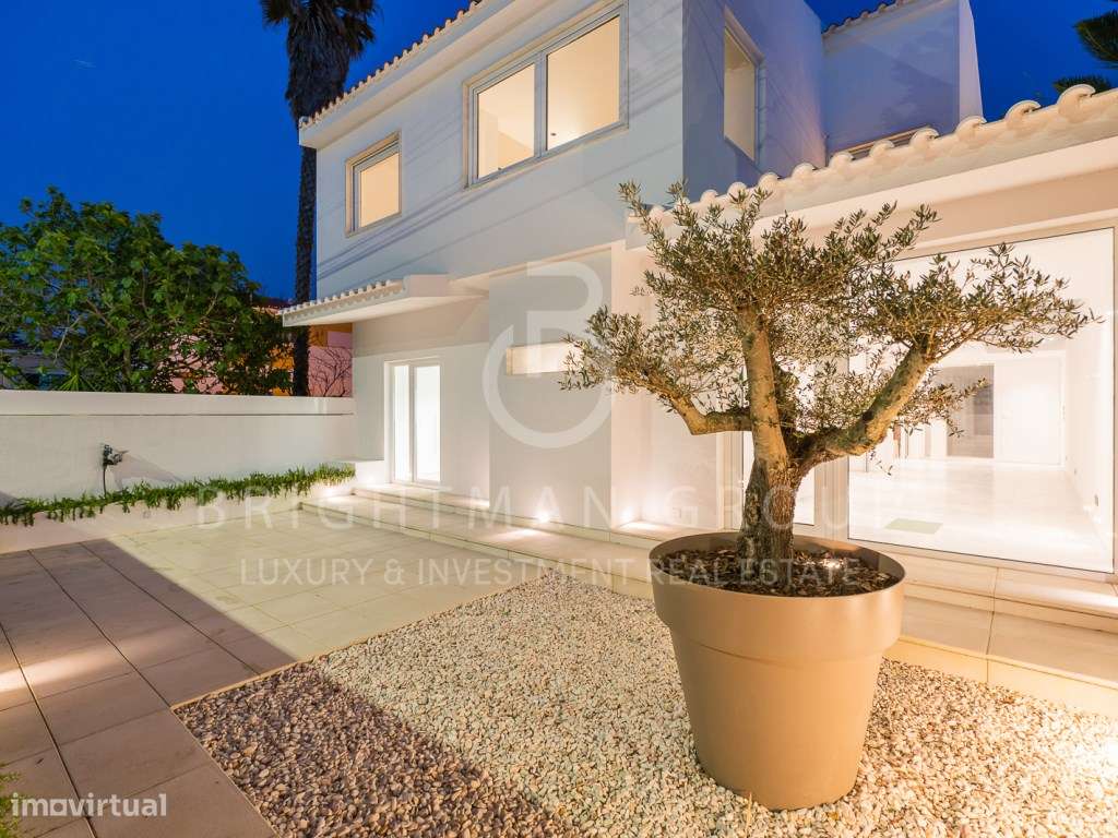 Moradia T4 perto da Praia da Bafureira, Parede - Grande imagem: 4/56