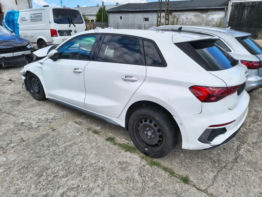 Audi A3 8Y (2020 - ) 35 TDI S tronic S line 2022