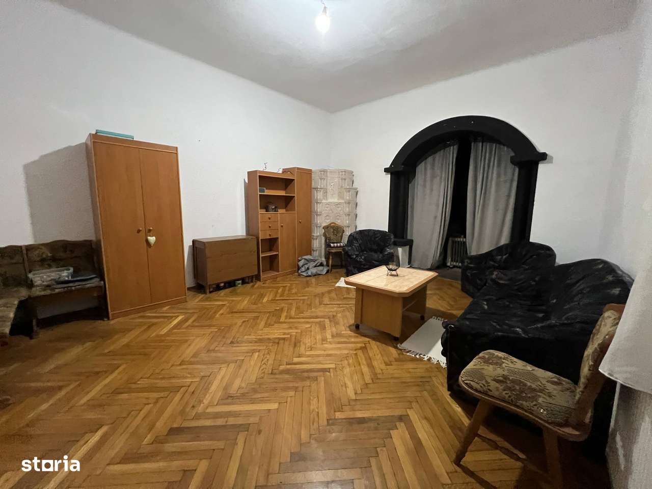 Apartament la casa, decomandat cu acces auto si gradina-3