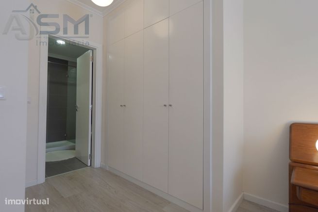 São Domingos de Rana - Apartamento T2 recente com suite e garagem-20