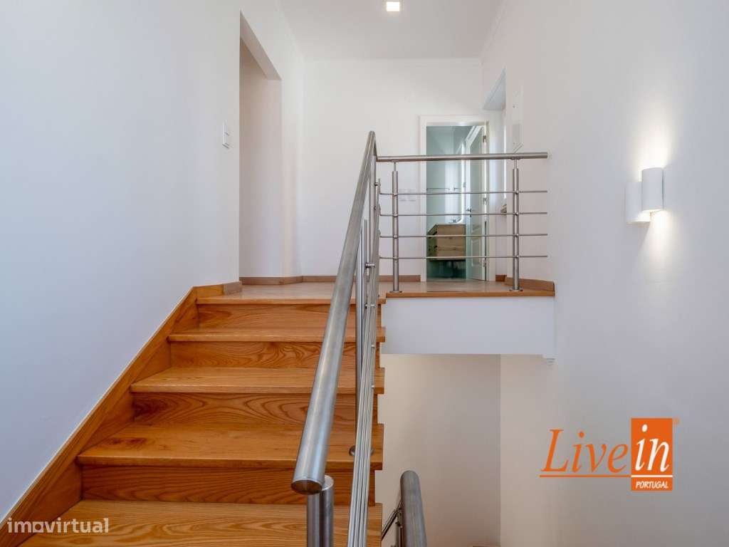 Moradia T4 Isolada em Sintra-16