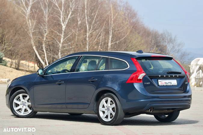 Volvo V60 D3 Geartronic Edition - 4