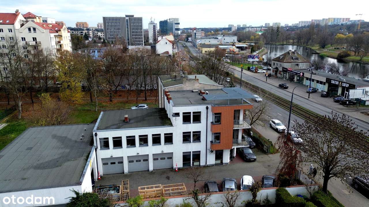 Nowoczesny budynek handlowo–usługowo–biurowy na sprzedaż – Bydgoszcz-12