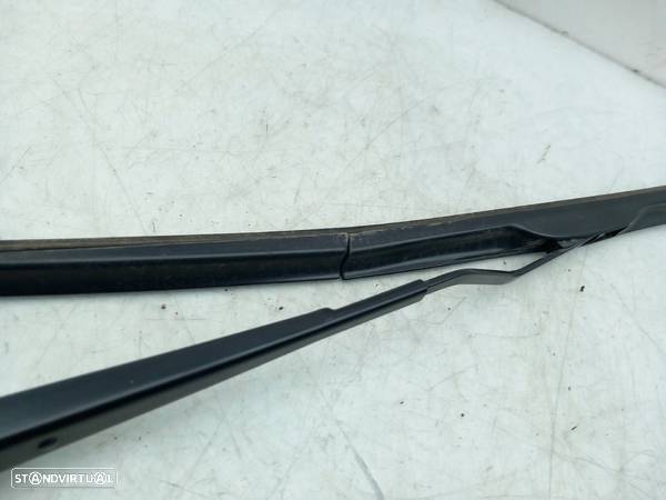 Braço De Escova Limpa Vidros Direito Nissan Micra V (K14) - 2