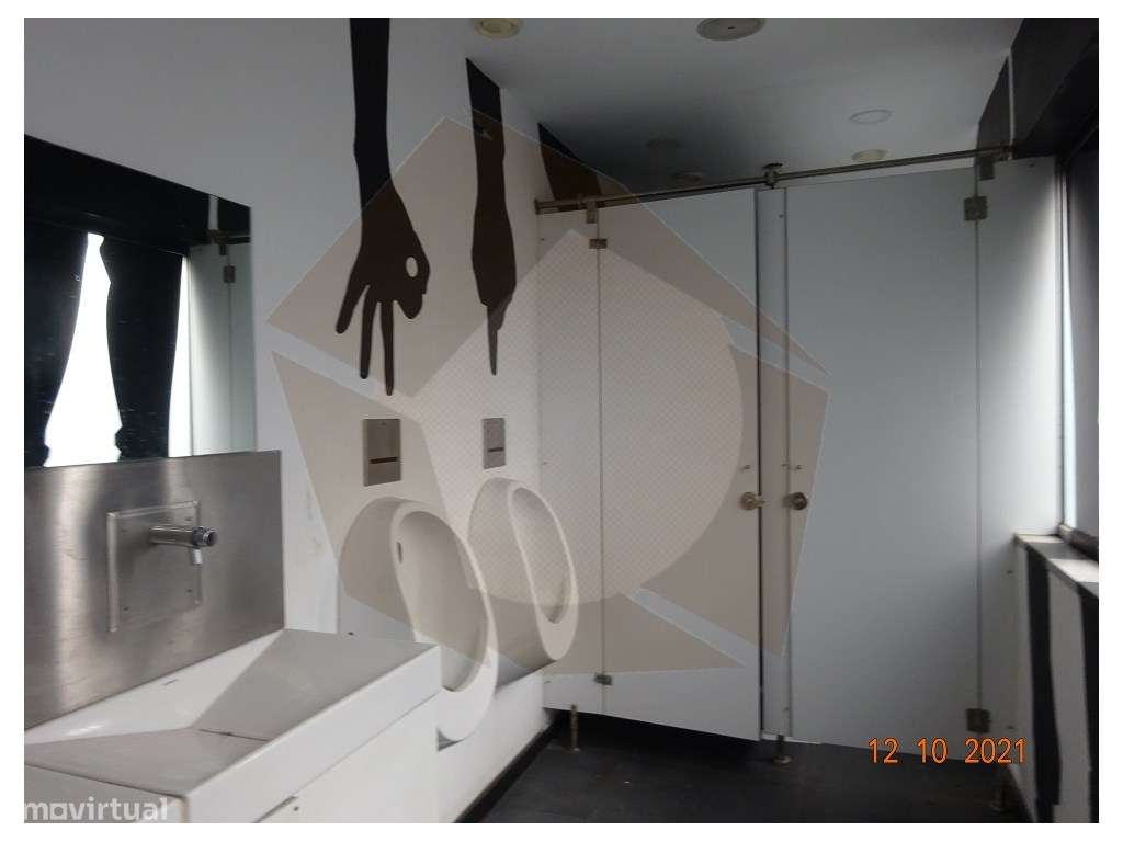 Restauração / Comércio -Parque Comercial Chiolo Maia-14