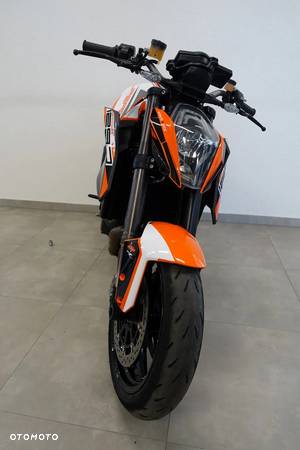 KTM Super Duke - 11