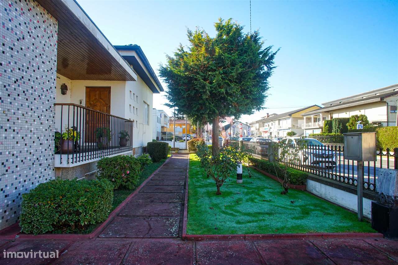 Moradia T3 no Centro de Felgueiras – Oportunidade Única no Coração da - Grande imagem: 5/13