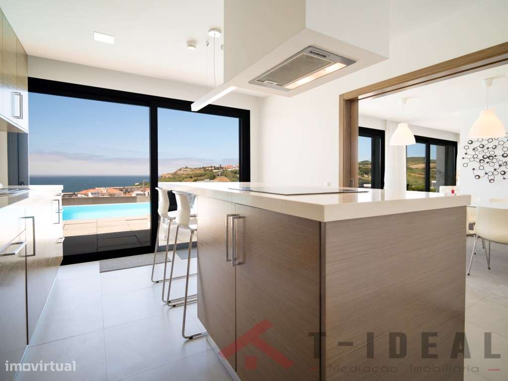 Moradia T4 Moderna Vista Mar-19