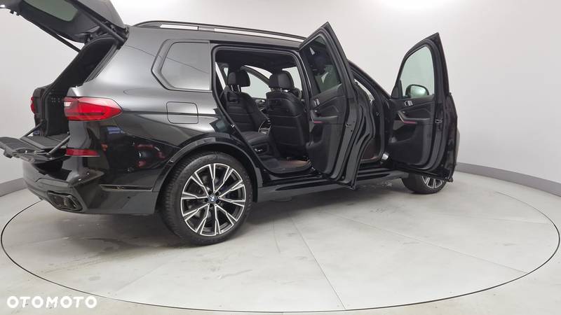 BMW X7 M50d sport - 29