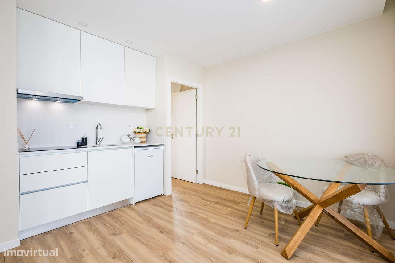 T1 completamente remodelado no centro de Leiria - Grande imagem: 2/11