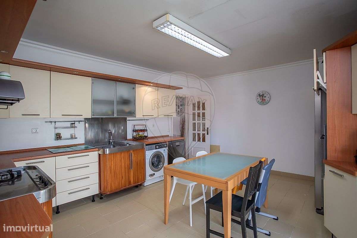 Moradia T4 para venda-22