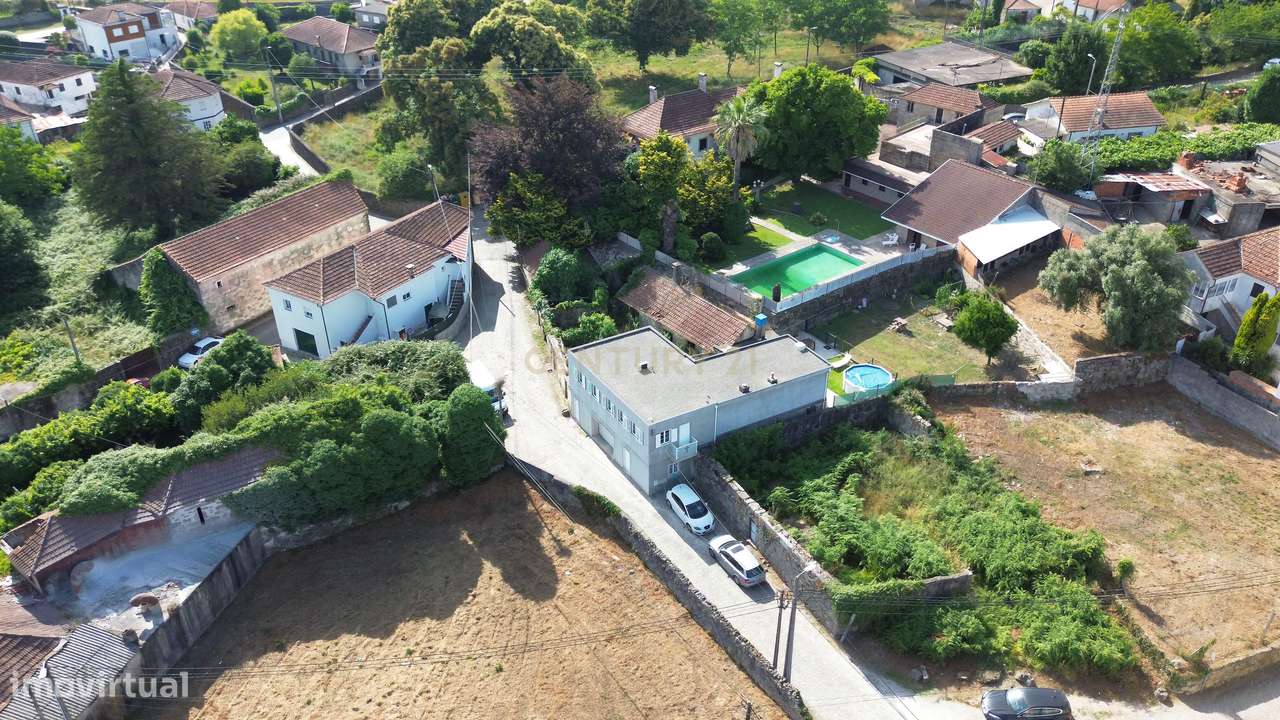 MORADIA INDEPENDENTE T3 COM GARAGEM FECHADA, ARRUMO E LOGRADOURO - Grande imagem: 4/55