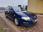 Volkswagen Passat 2.0 FSI Comfortline - 2