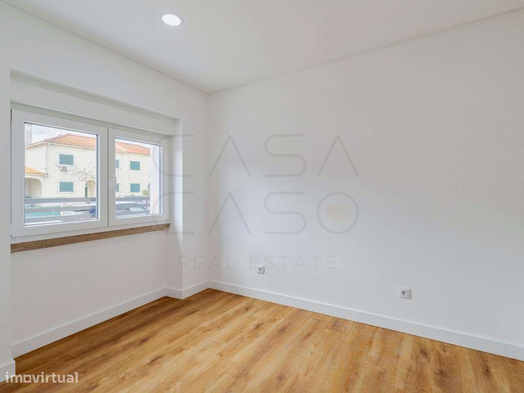 NOVO - Moradia de T4+2 no Bairro da Conceição-14