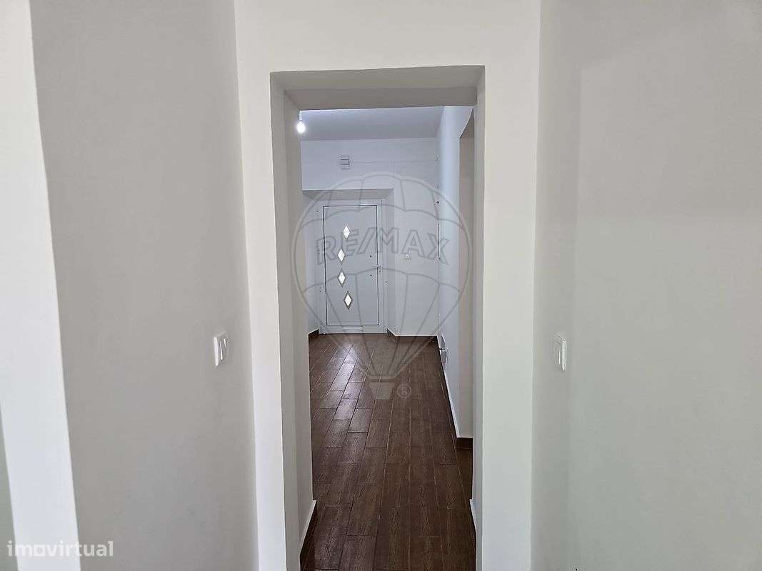 Moradia T2 para arrendamento - Grande imagem: 3/11