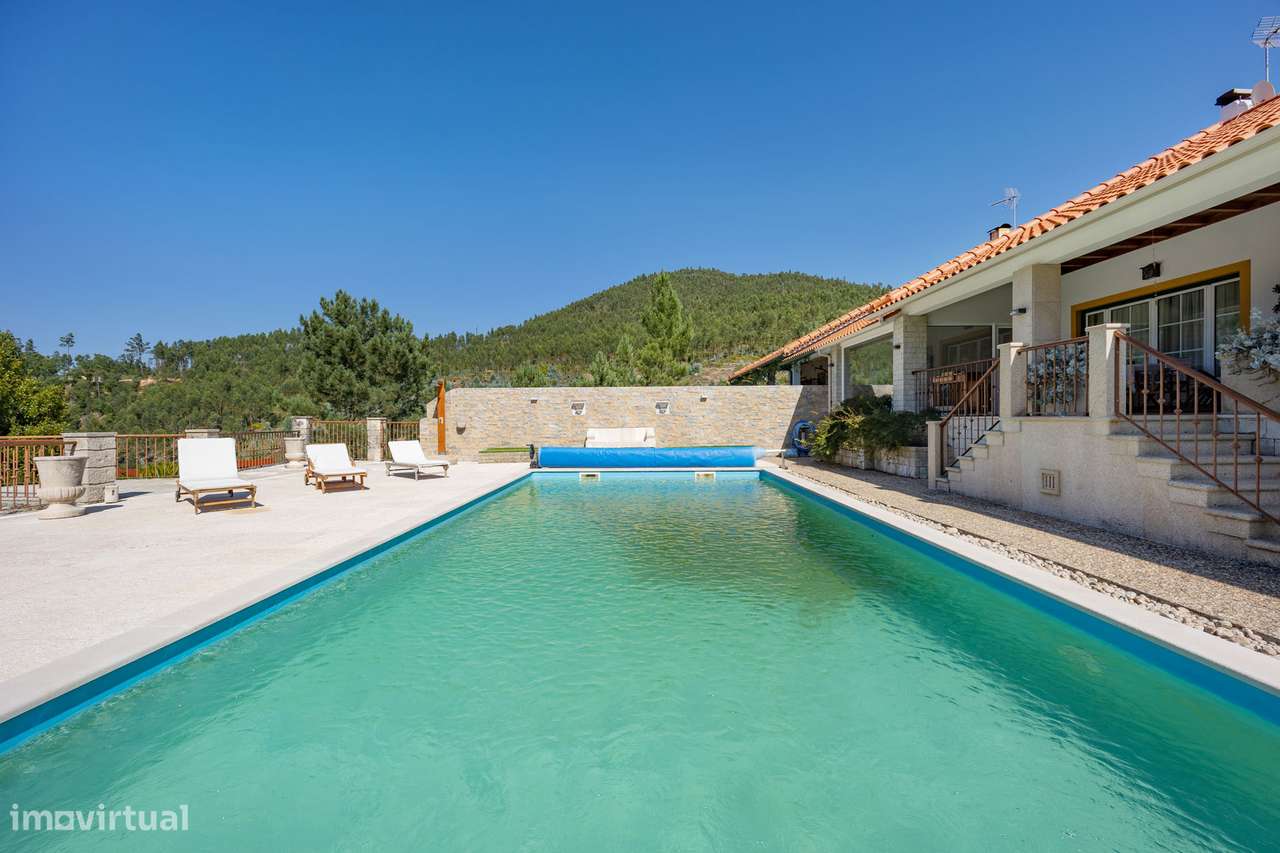 Moradia T2+2 | Piscina e Jardim | Vista Rio Zezêre | Dornes-31