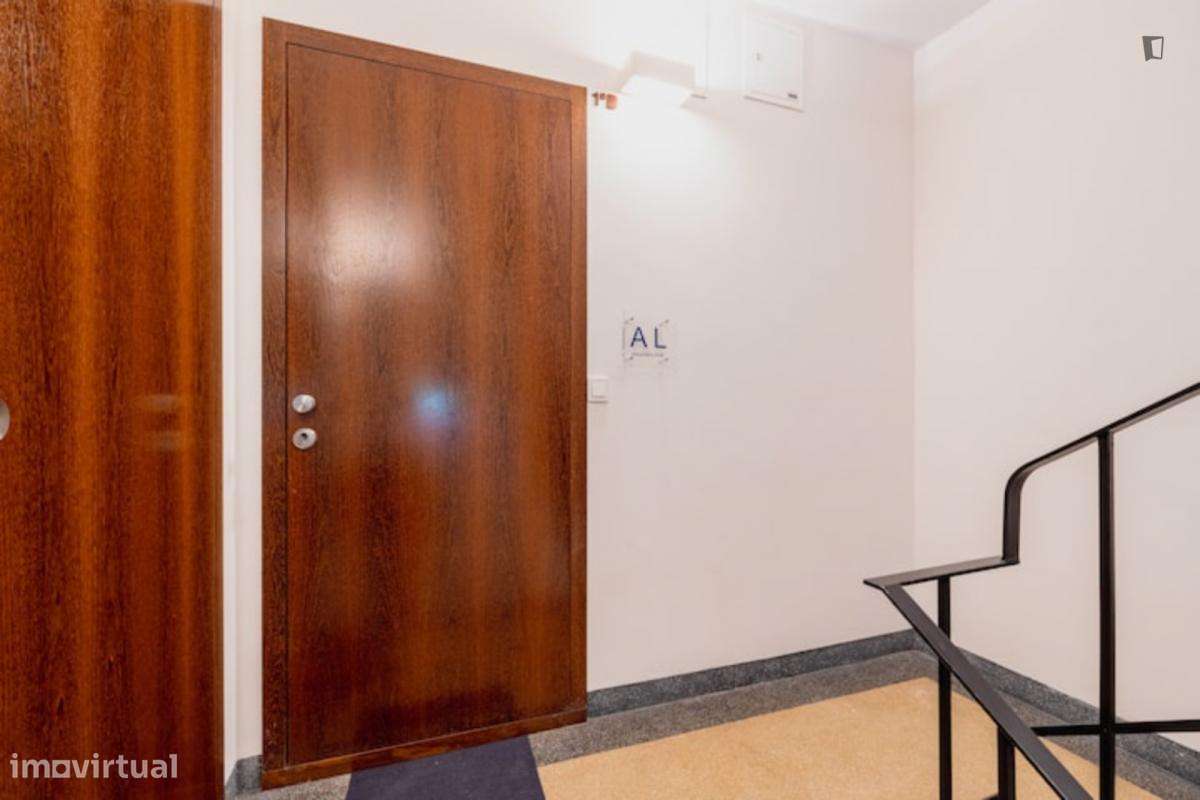 Apartamento com 2 quartos - localizado em Lordelo do Ouro Porto - Grande imagem: 5/10