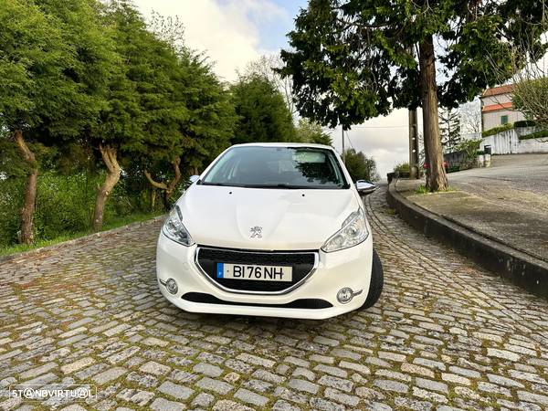 Peugeot 208 1.2 PureTech Style - 2