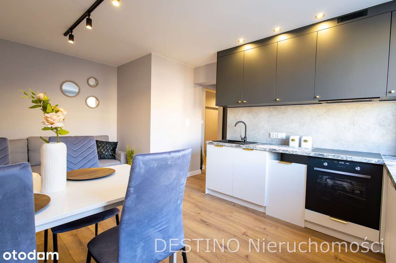 Sprzedam 3pokojowe mieszkanie z balkonem - I piętro-1