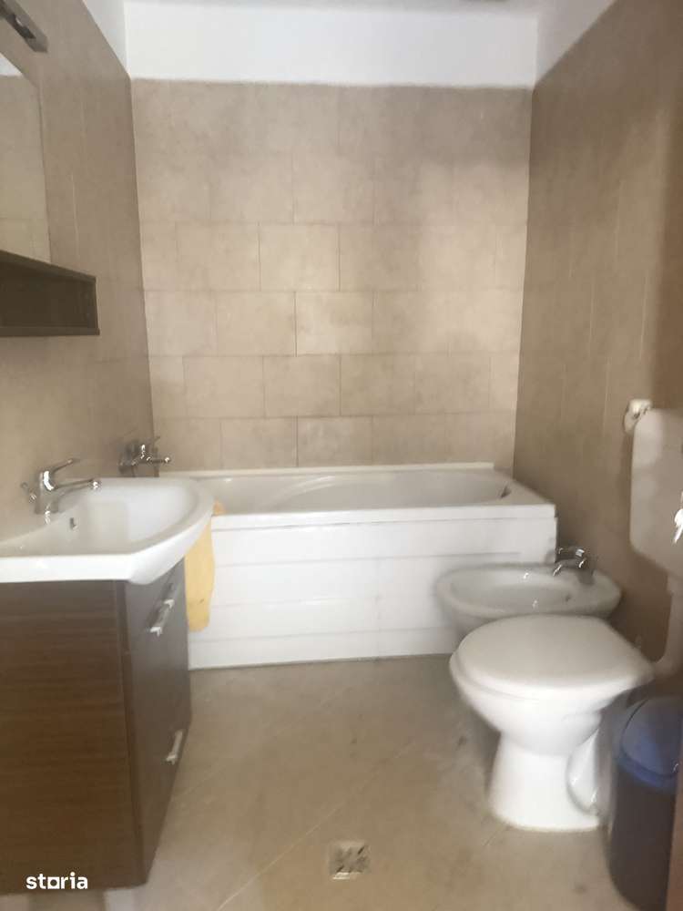 Vand apartament 2 camere transformat in 3 Dambovita 92000 euro-7