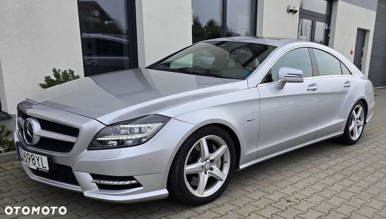 Mercedes-Benz CLS 500 4Matic BlueEFFICIENCY 7G-TRONIC - 36