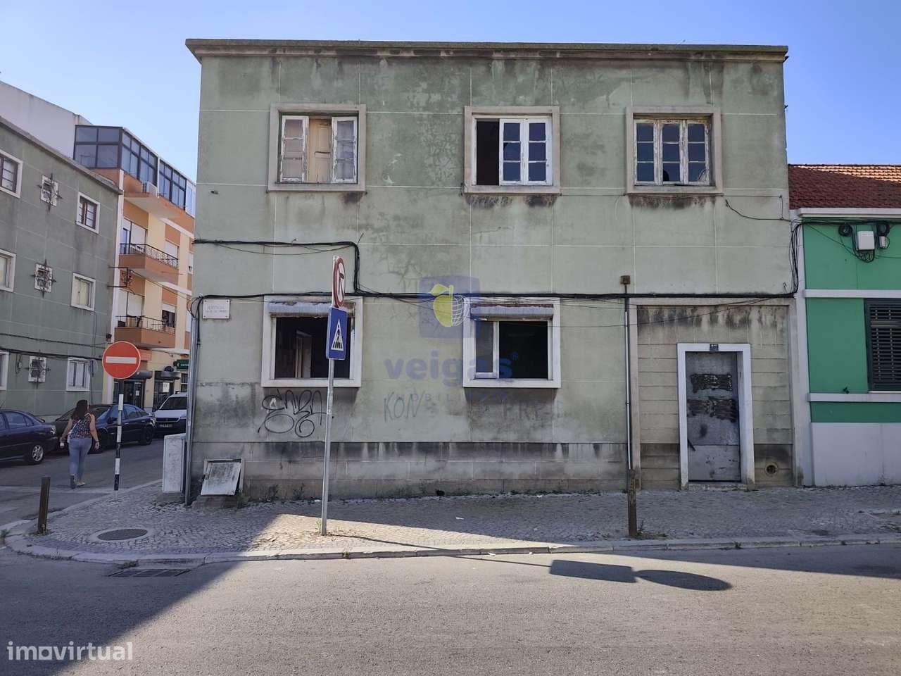 Prédio de 2 andares com terreno-3