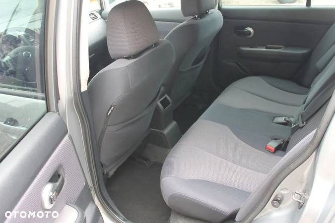 Nissan Tiida 1.8 tekna - 8