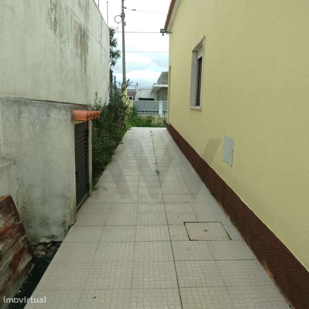 Moradia Térrea Isolada | Quinta do Conde | Pronta a Habitar 350mts2 - Grande imagem: 4/28