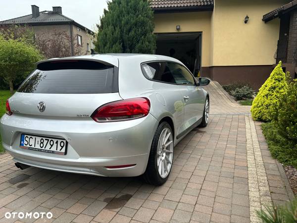 Volkswagen Scirocco 2.0 TDI DSG - 7