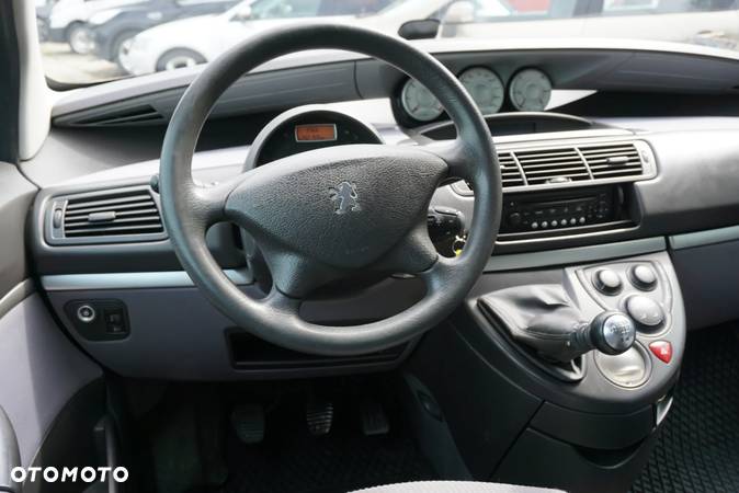 Peugeot 807 2.0 HDi Trendy - 11