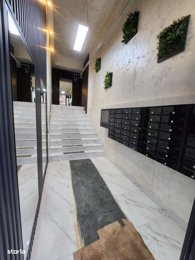 Garsoniera de vanzare in Militari Residence - 33 mp-0