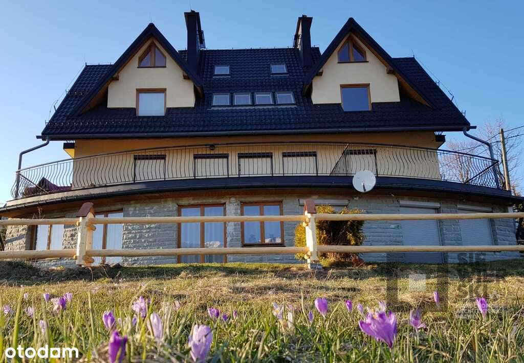 Dwupoziomowy apartament z balkonem i wid na góry-6