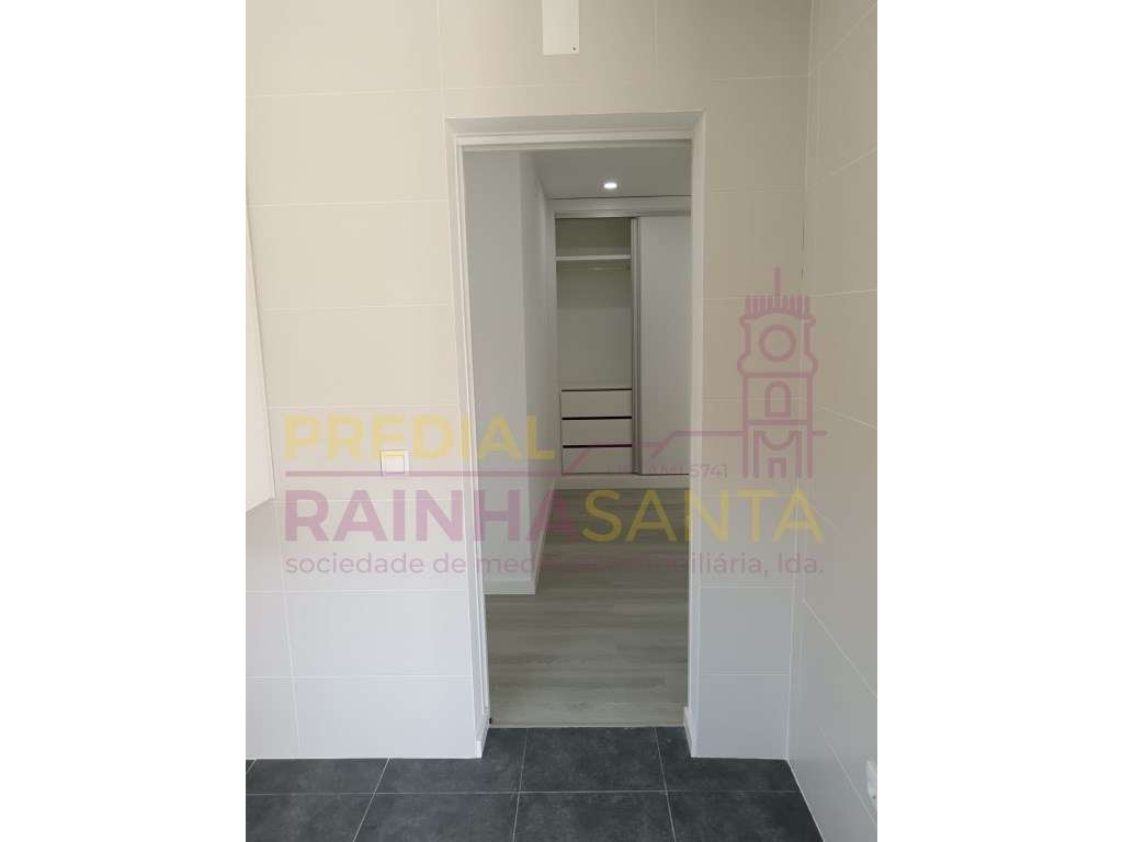 Apartamento T3 remodelado _ Santa Clara - Grande imagem: 5/10