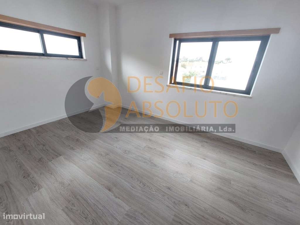 Moradia Isolada T5, boas áreas. Quinta da Alembrança - Feijó-22
