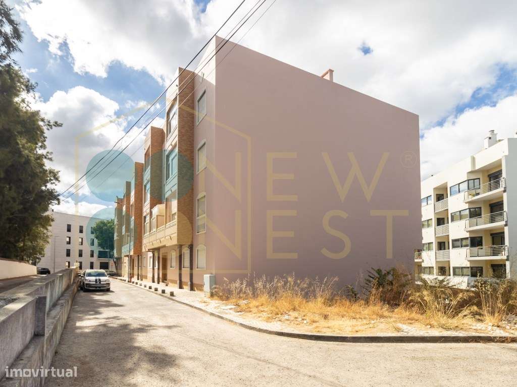 Apartamento T4 com 150m2 junto à Estrada das Machadas | Setúbal-47