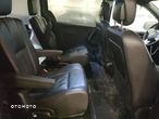 Dodge Grand Caravan - 11