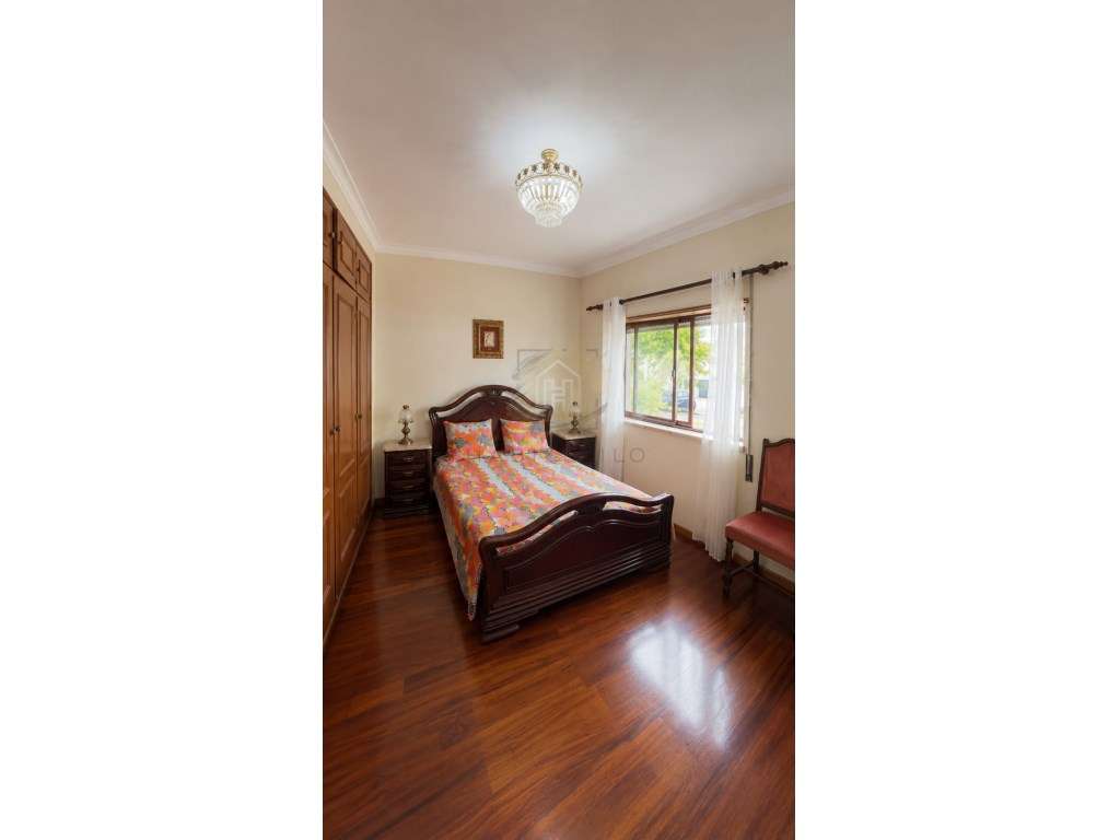 Apartamento T2 Rc com logradouro comum-9