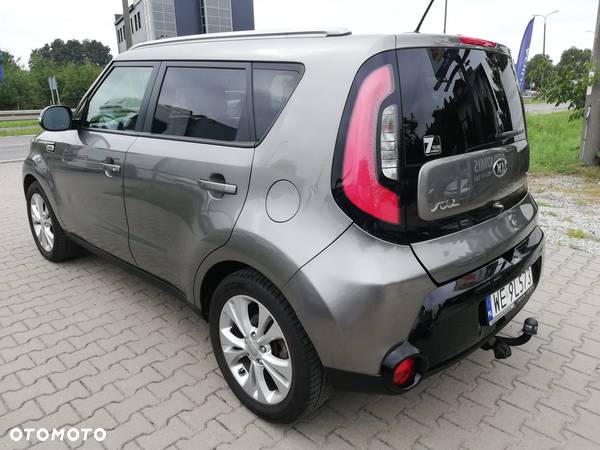 Kia Soul 1.6 CRDI Dream Team Edition - 5