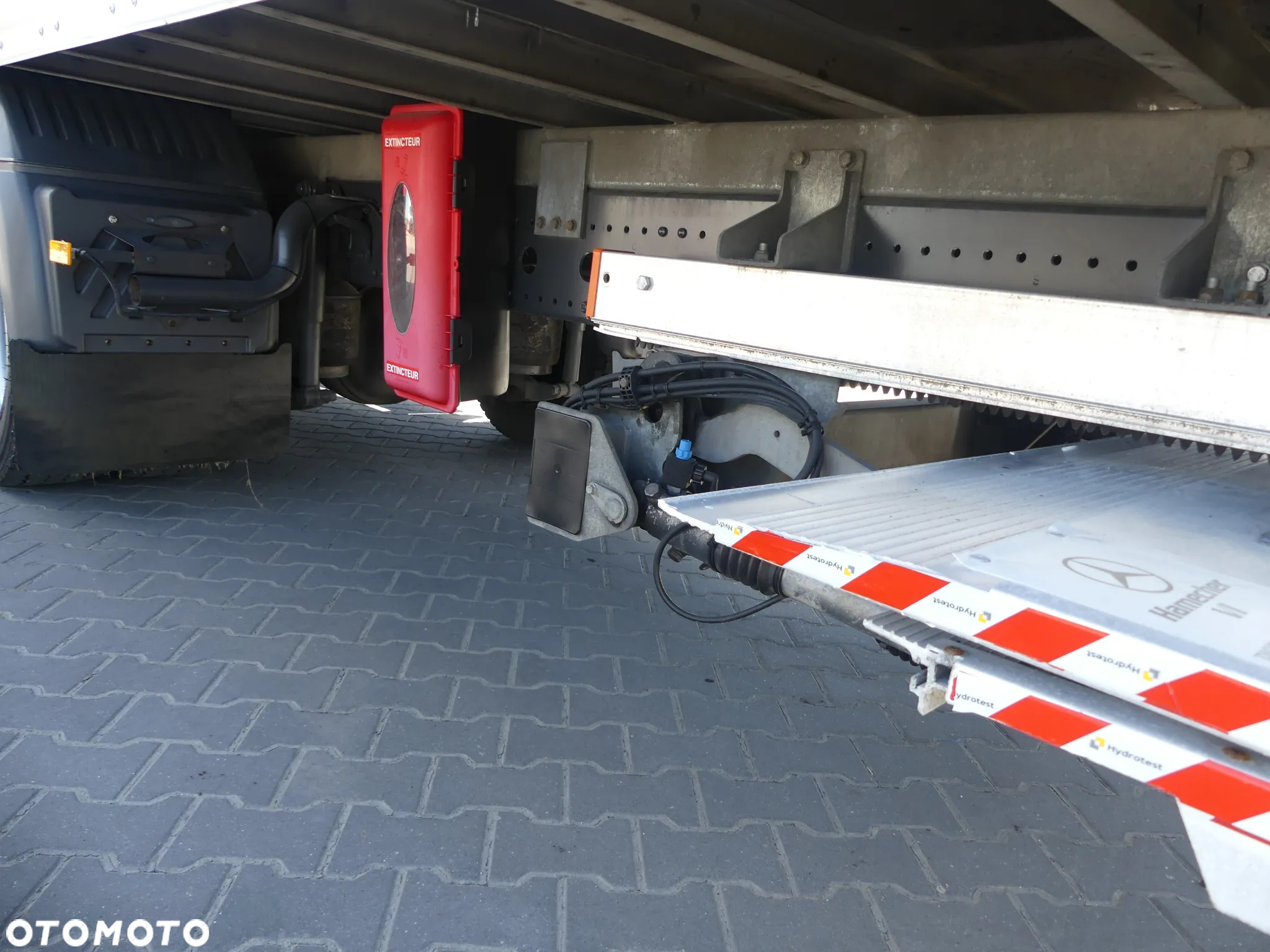 Mercedes-Benz ATEGO 1223 / KONTENER + WINDA / EURO 6 / - 14