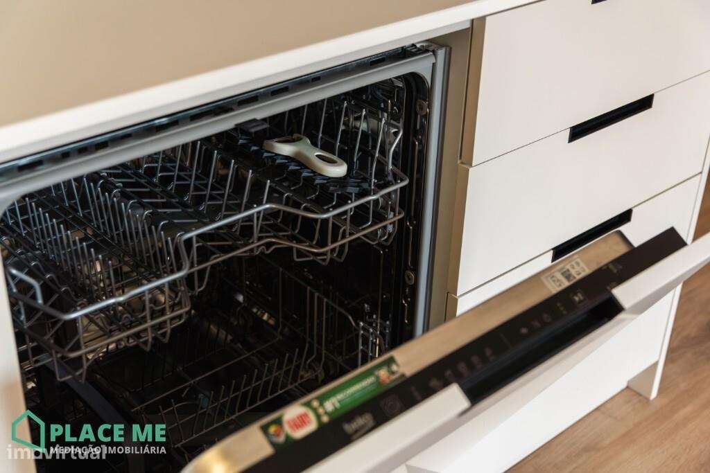 Apartamento T1 - Novo - Centro Braga - C/ Terraço - Equipado e Mobilad-10