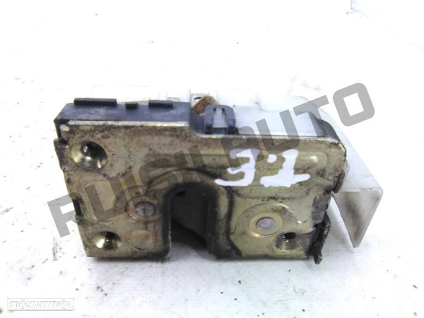 Fechadura Porta Trás Esquerda  Renault Scenic I [1996_2003] 1.4 - 1