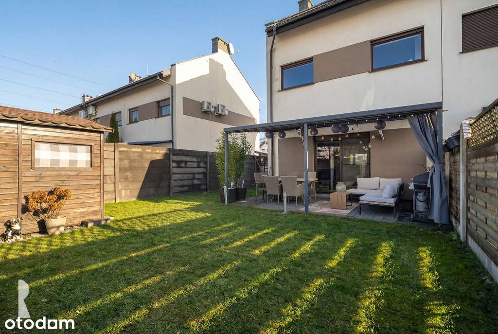 Komfortowy dom w zabudowie szeregowej z ogrodem-17