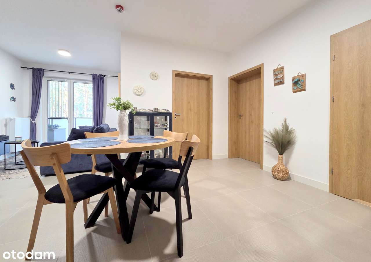 Nowoczesny apartament z dużym balkonem od strony morza + parking-4