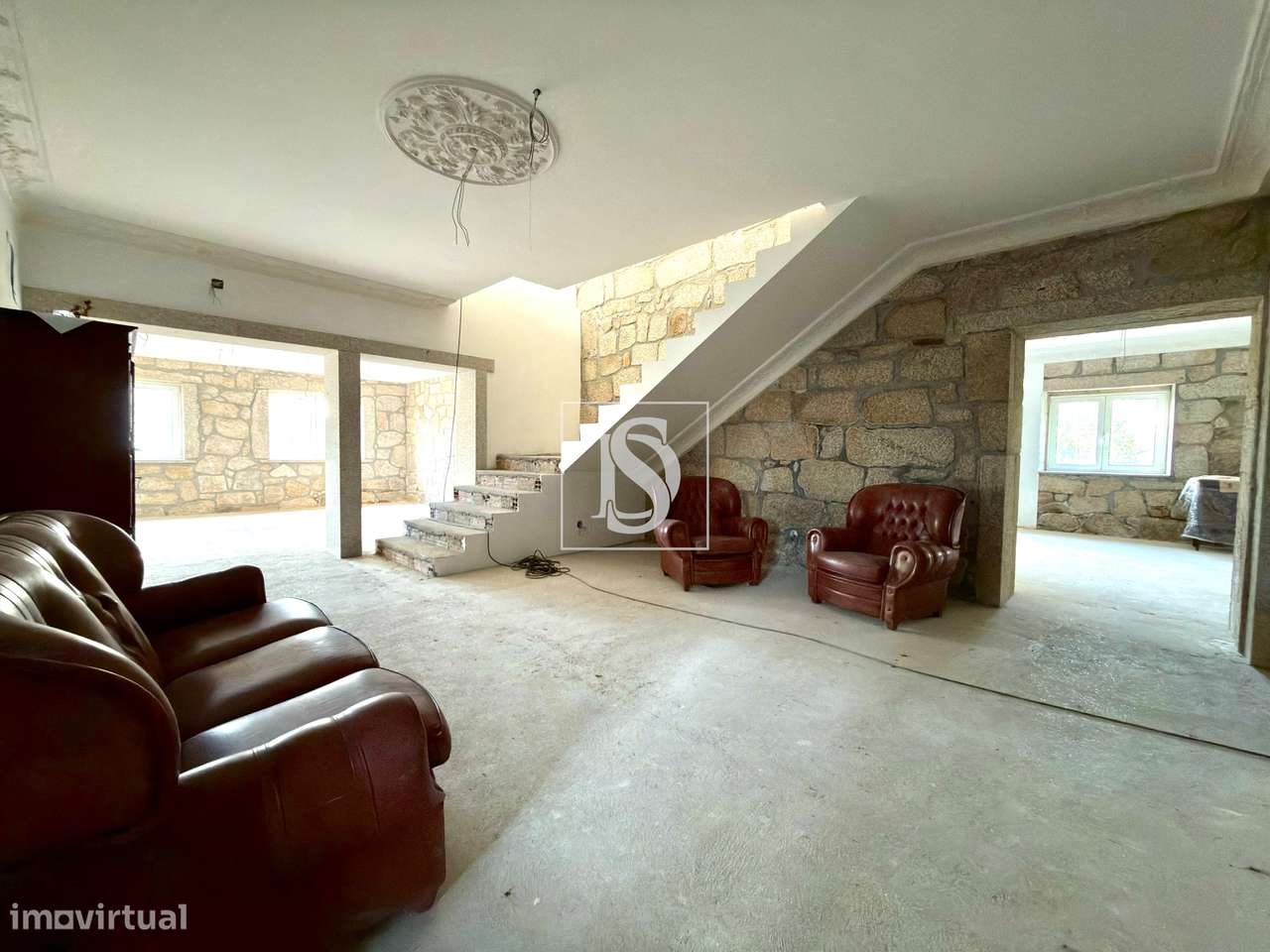 Quinta Rural em Pedra – Charme, Tradição e Conforto a 15 Minutos de Vi-13