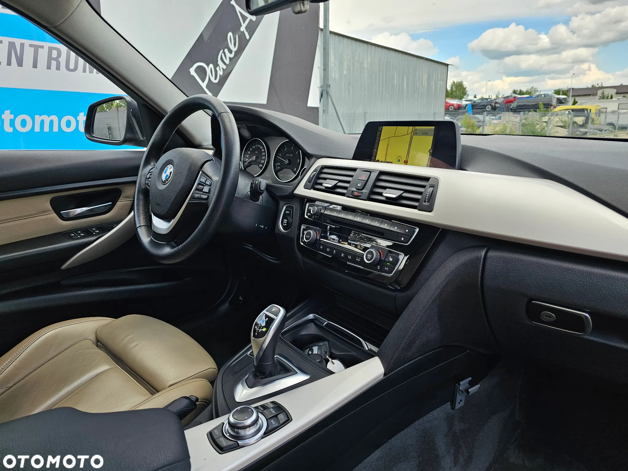 BMW Seria 3 320d Touring Efficient Dynamics Edition Modern Line - 13