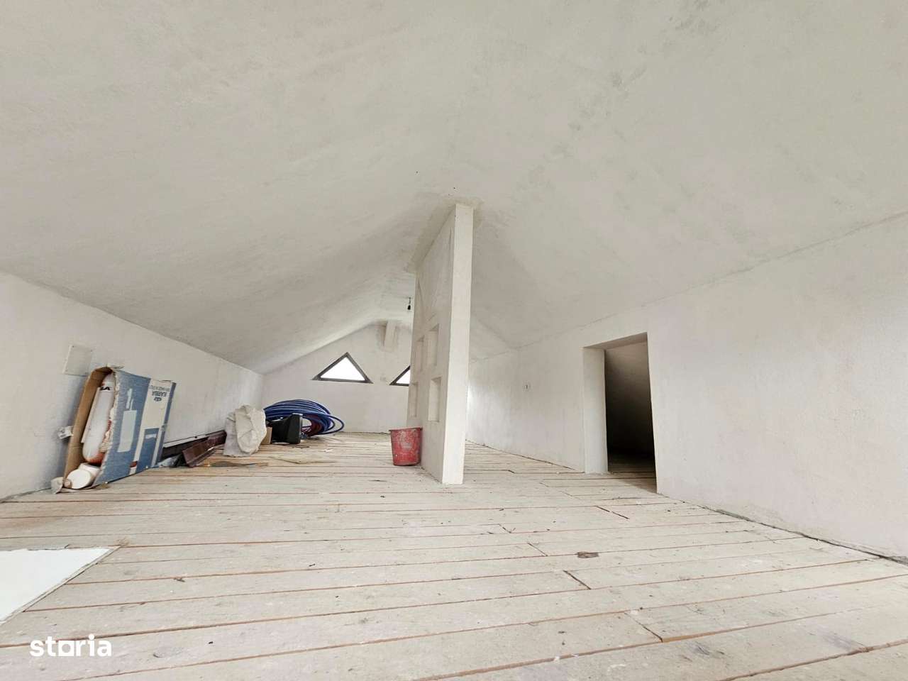 Casă de vânzare în comuna Mușătești, sat Mușătești, județ Argeș.-12