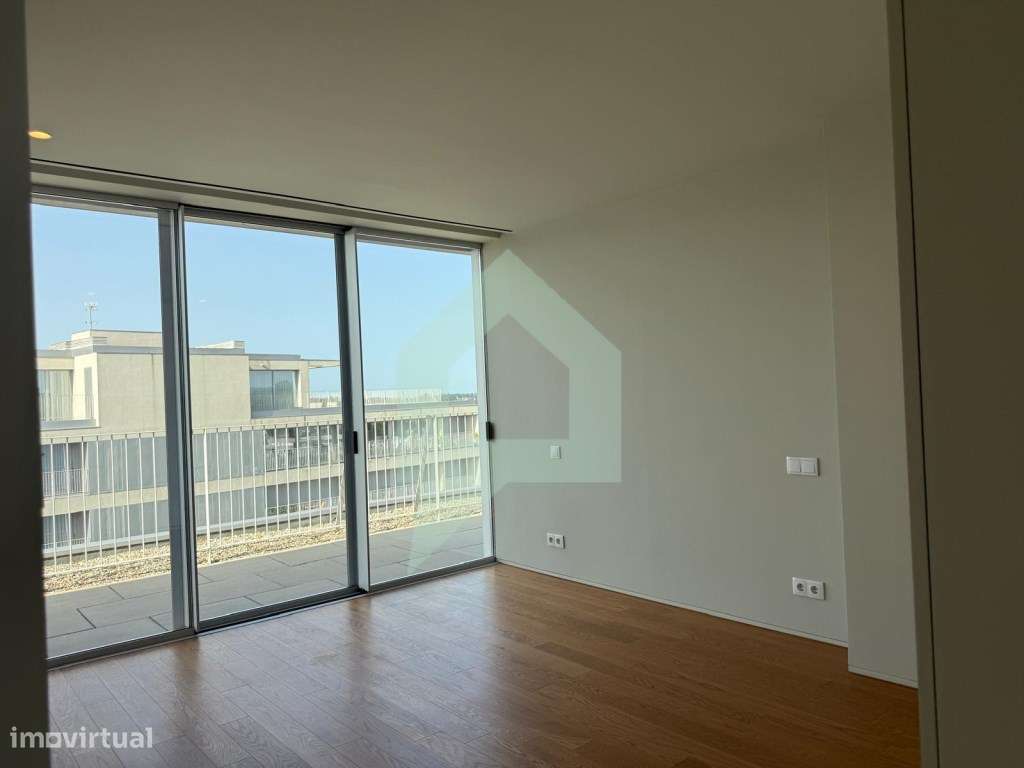 Apartamento T4 com vistas únicas em Barcelinhos, Barcelos.-21