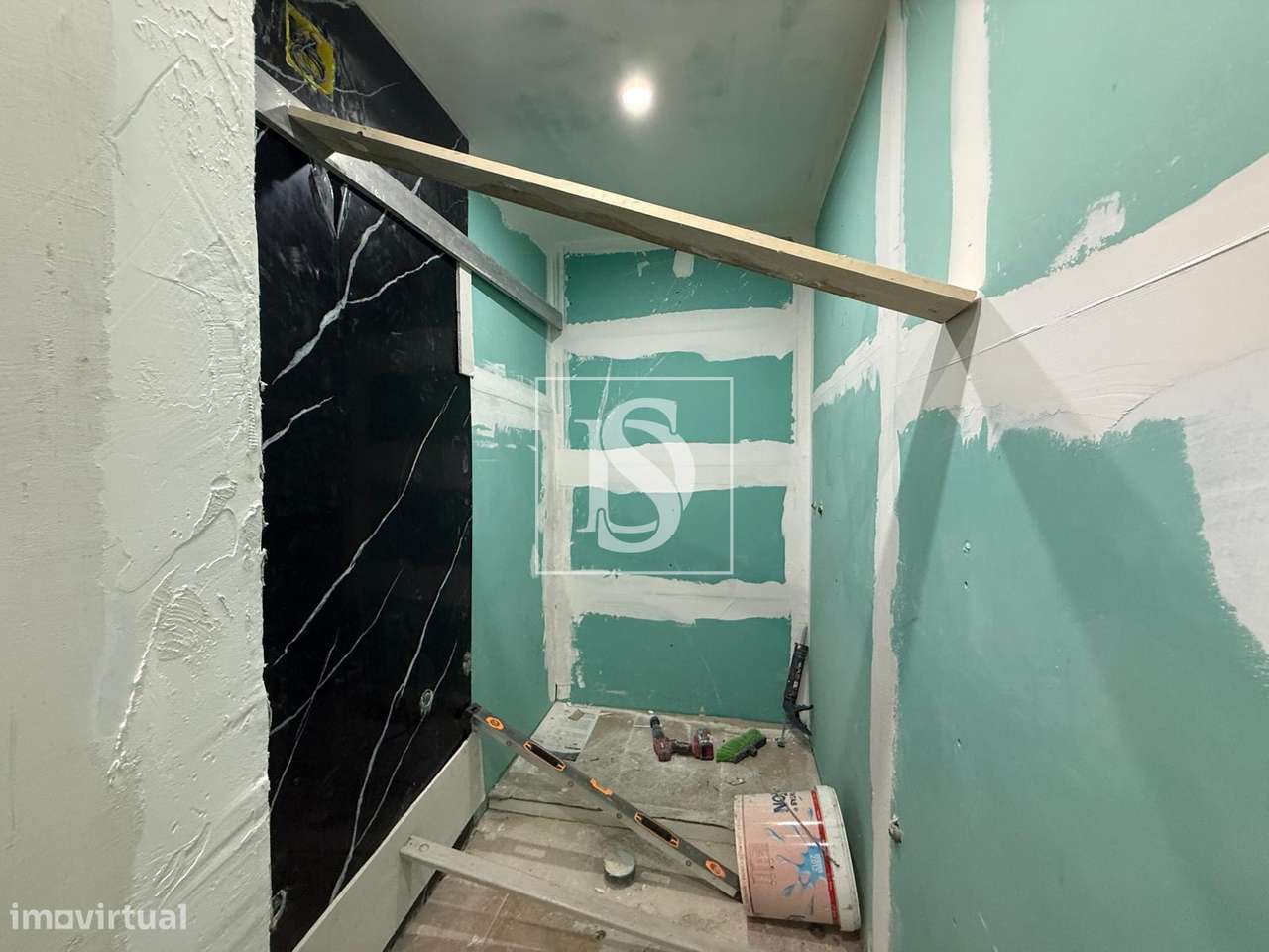 ✨ Moradia T3 Totalmente Renovada no Centro de Santarém ✨-8