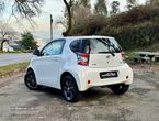 Toyota iQ 1.0 VVT-i - 2