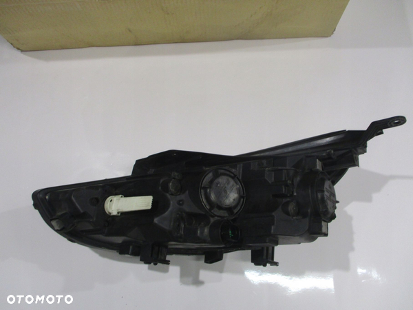 LAMPA REFLEKTOR PRAWY HYUNDAI I30 III 3 16-20 92102-G4060 - 8